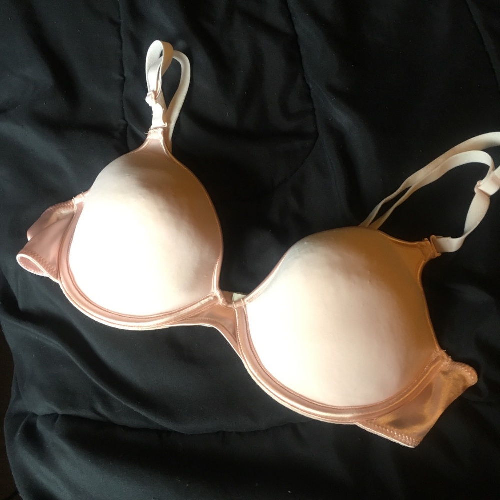 ❌Sold❌ Pink Hanes Bra